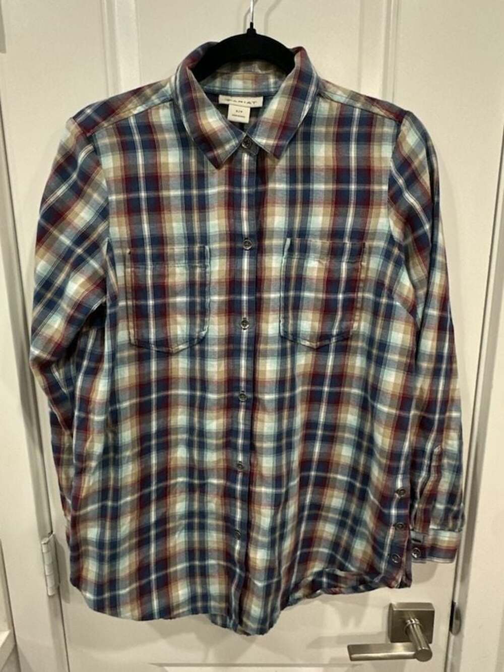 Ariat Women's Etna Plaid Long Sleeve Western Button Down Shirt